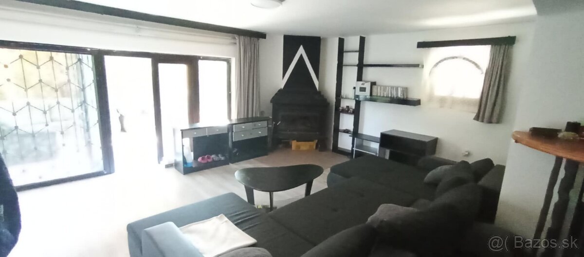 Rekreačná chata pri Ružinej – s čarom prírody a vody - 9