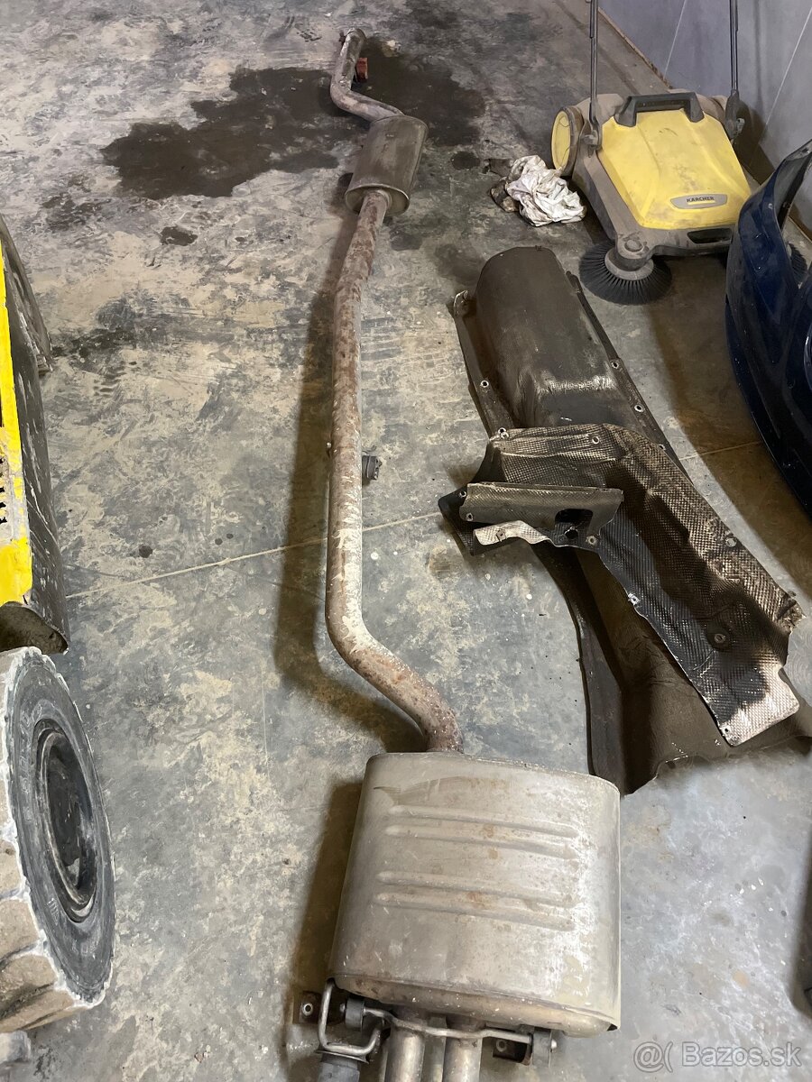 Predám rozpredám bmw e60 530d - 9