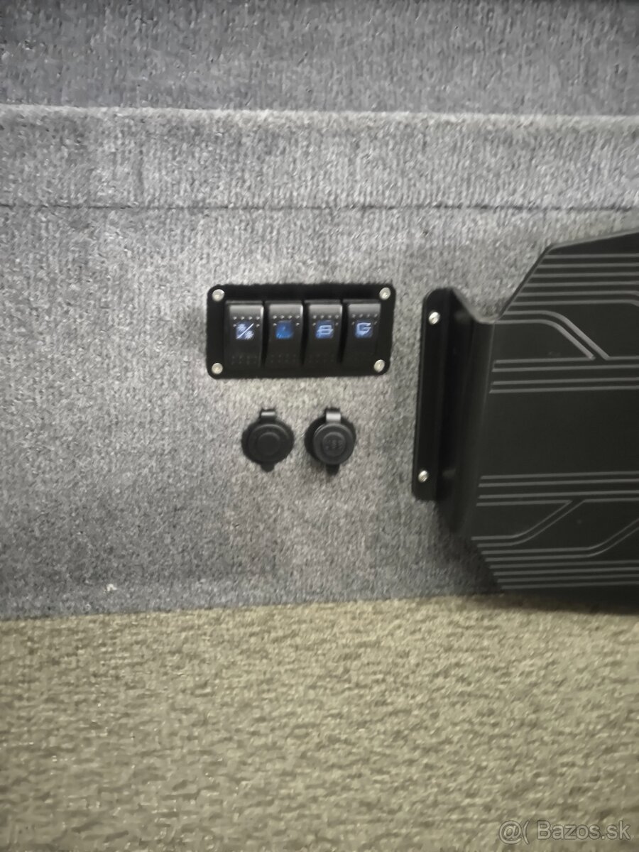 Hliníkový čln ALBA 395 Fish- IHŇEĎ K ODBERU - 9