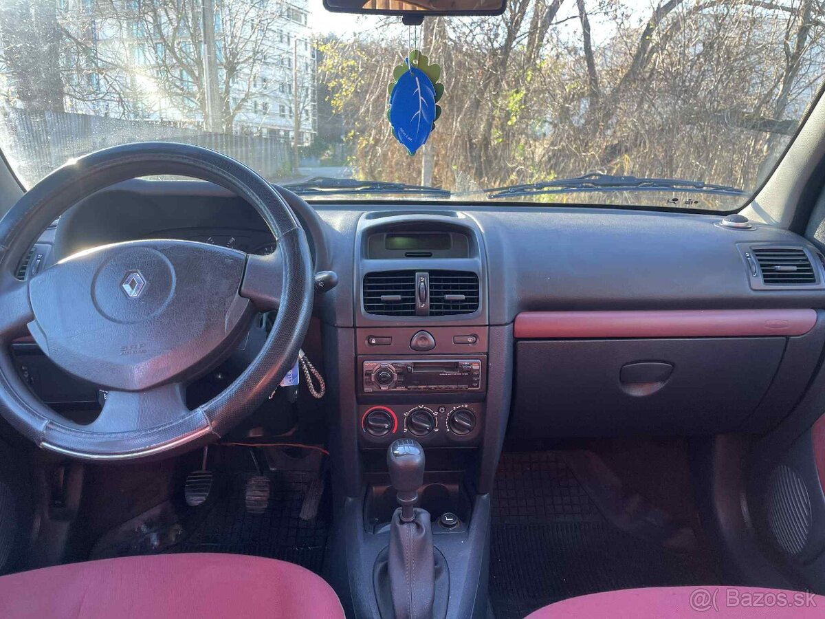 Renault clio 1.2 16V - nová STK - 9