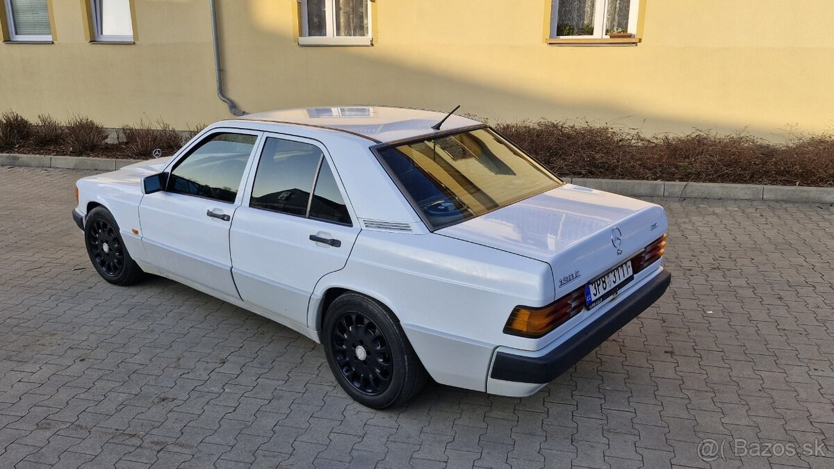 Mercedes benz w201 190E - 9