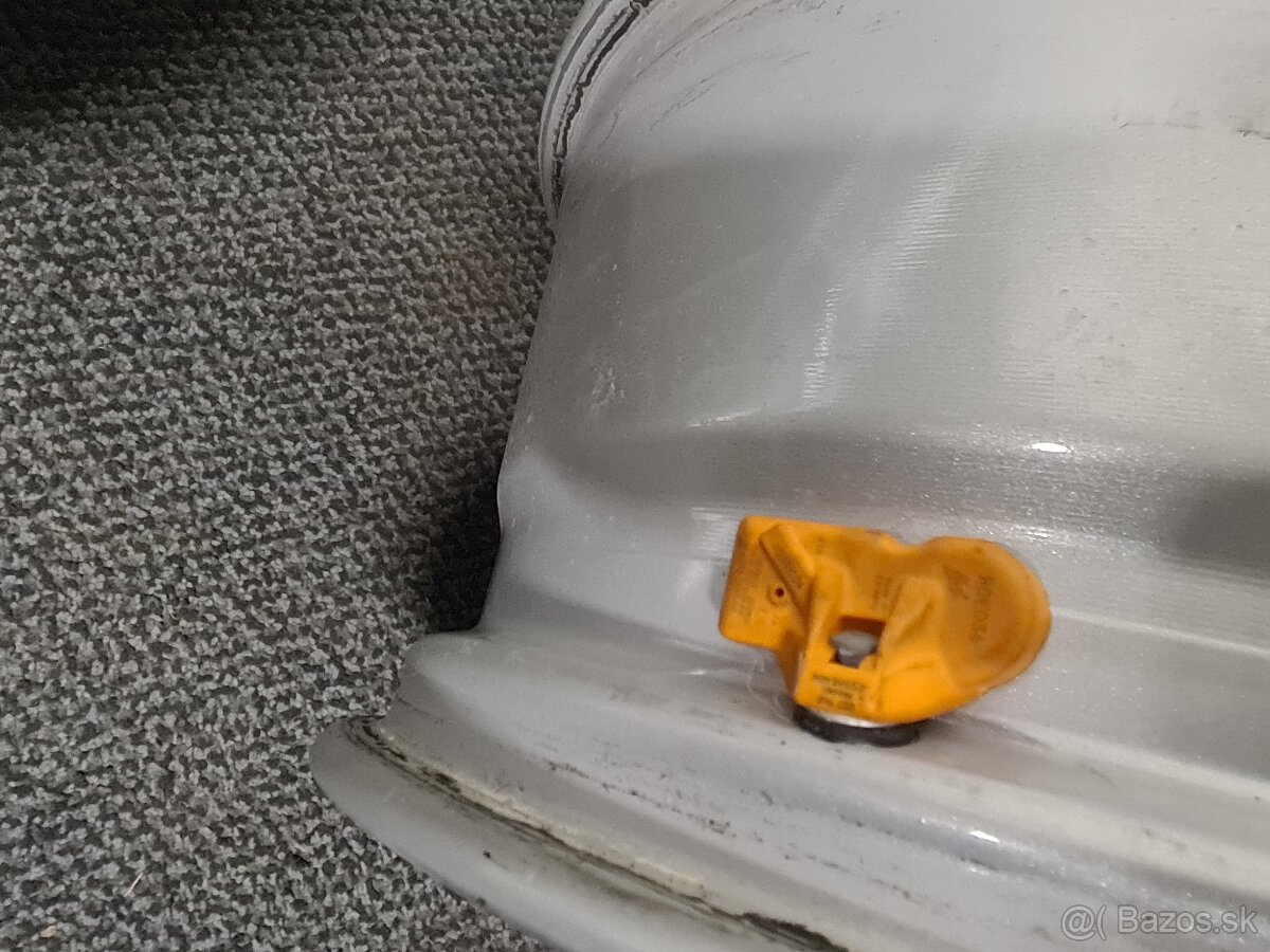 ALU DISKY 5X112 R18 UNIWHEELS 8,5J ET34,5 - 9