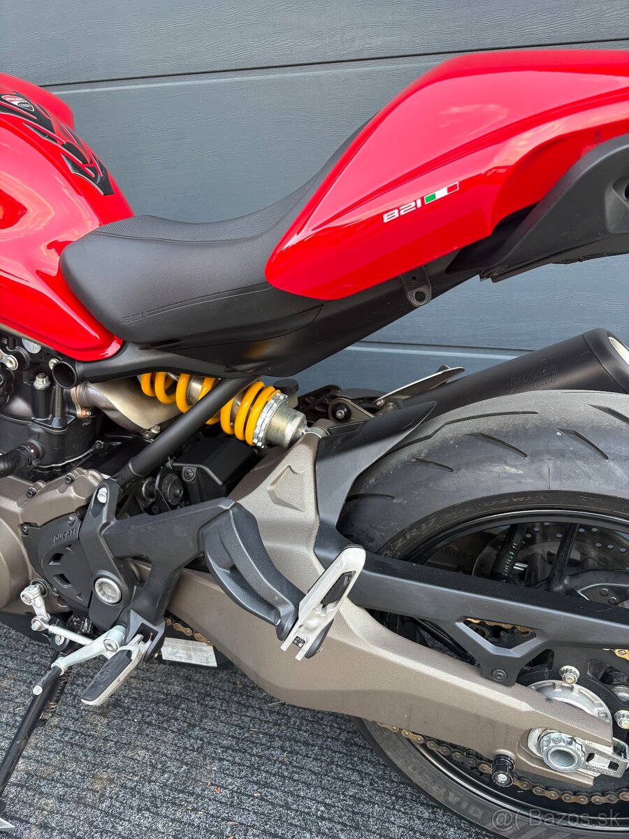 Ducati Monster 821 - 9