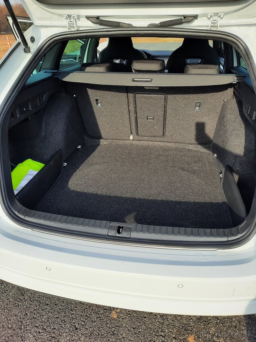 Škoda Octavia 4 Sportline - 9