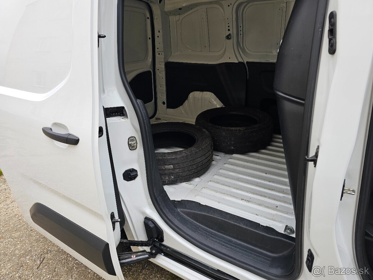 Predáme dobrého pomocníka Peugeot Partner 1,5-75kW diesel - 9