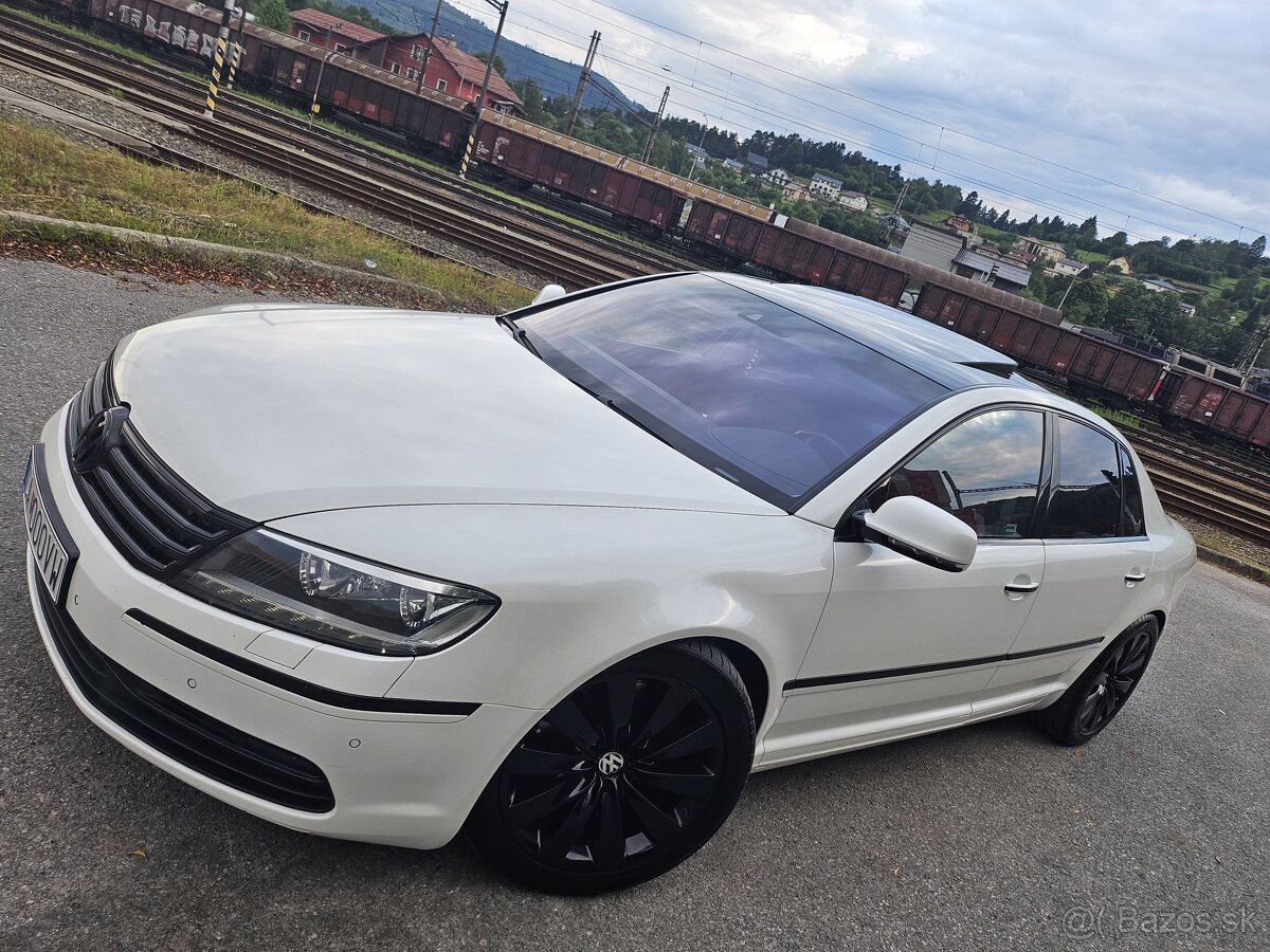 VW PHAETON 4.2 V8 5m - 9