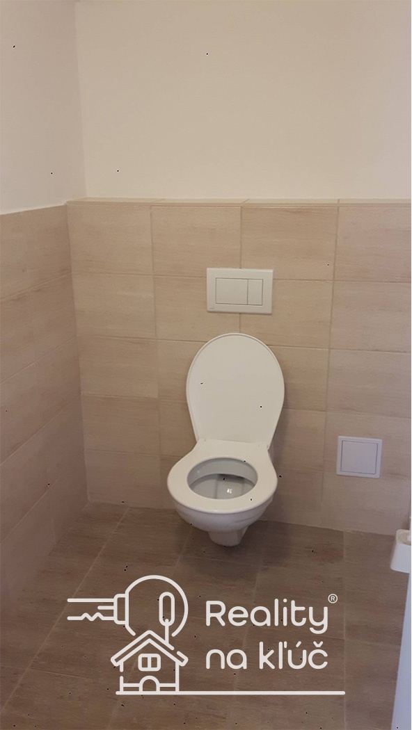 Na prenájom skladový priestor po kompletnej rekonštrukcii - 9