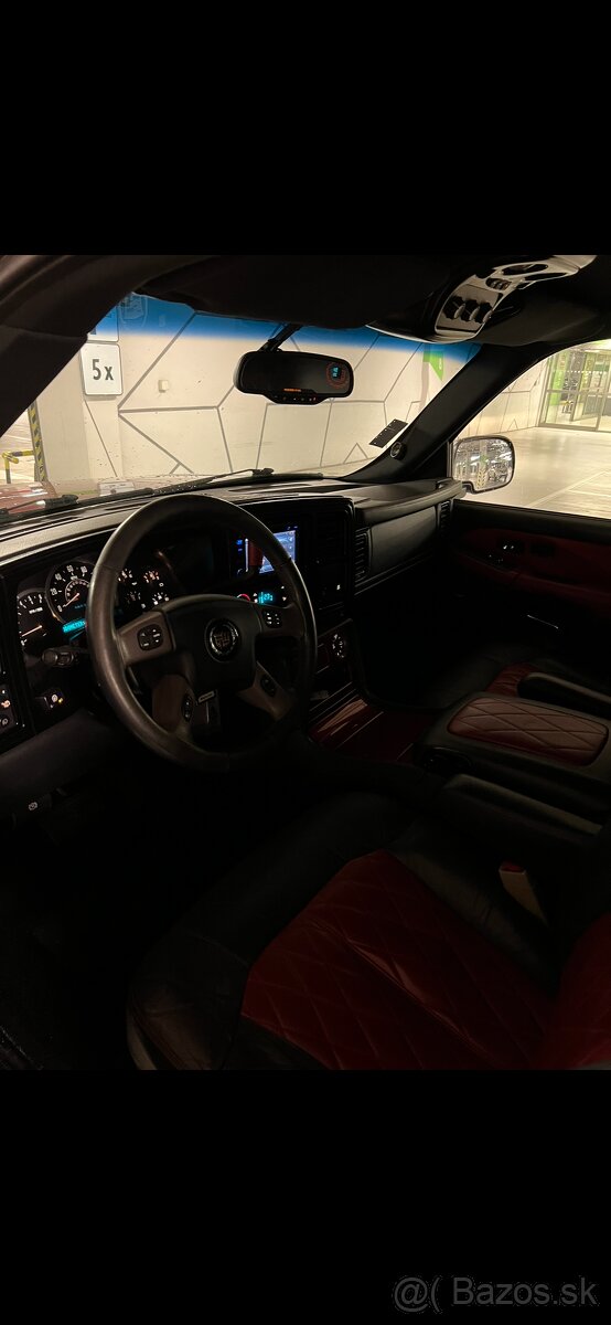 Cadillac Escalade 6.0 V8 - 9