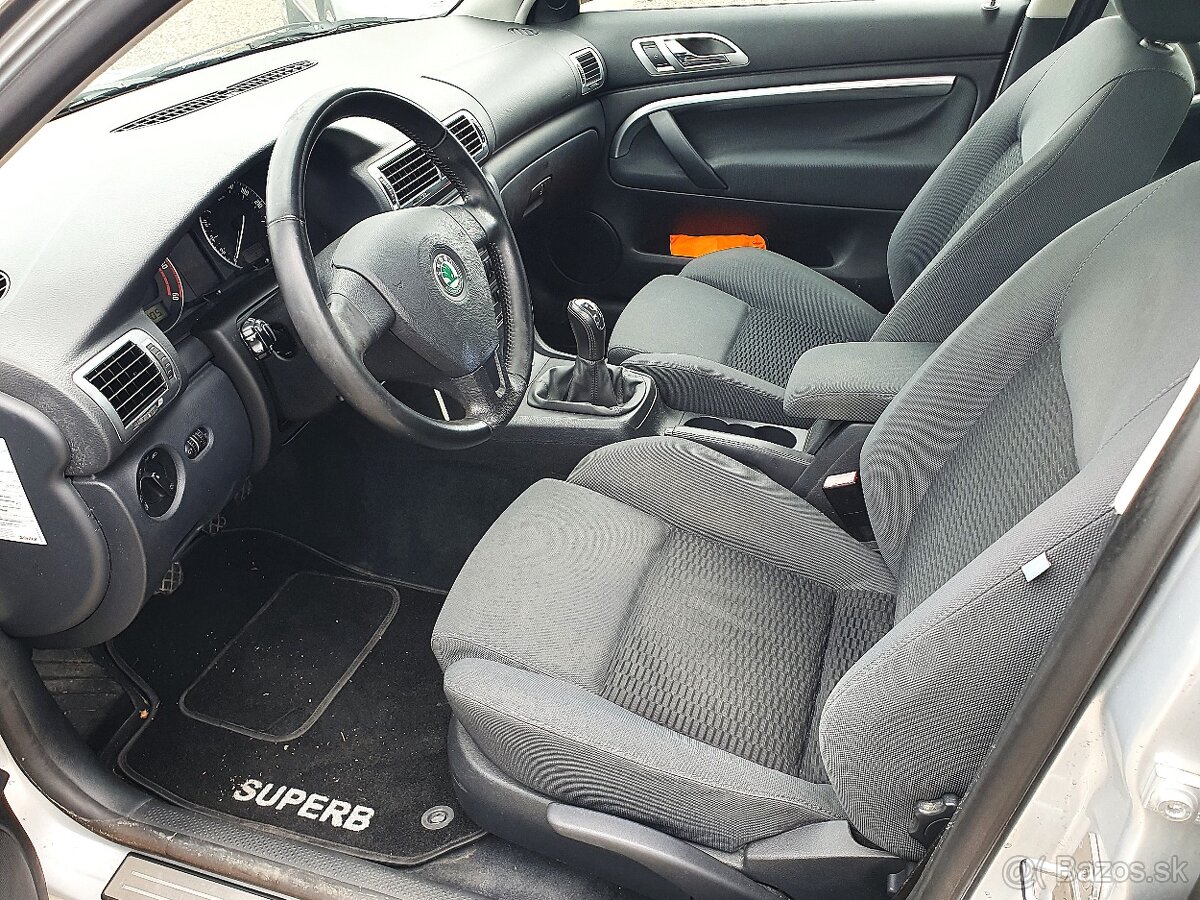 Škoda Superb 2.0 TDI Comfort DPF 6M - 9