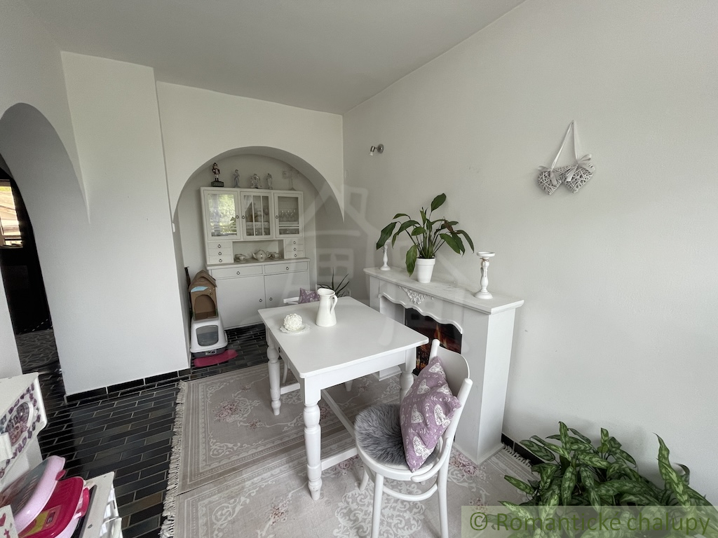 Šesťizbový rodinný dom v Branči – ideálne bývanie v tichej - 9