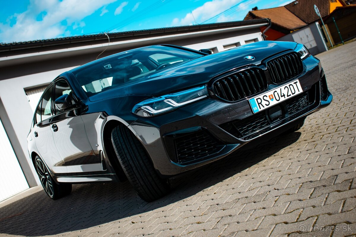 BMW 540i xDrive Sedan (G30) – 11/2022 – MAX VÝBAVA – TOP STA - 9