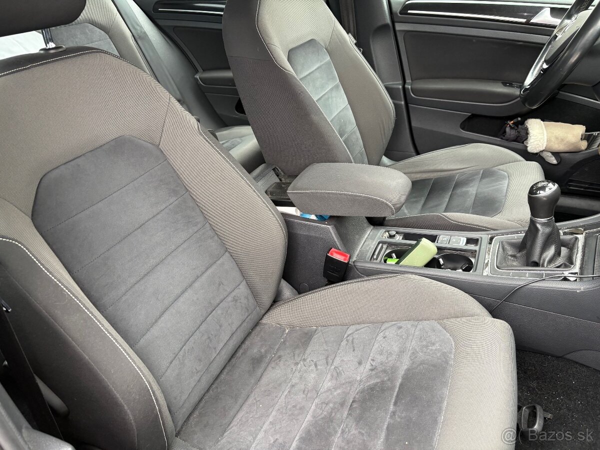 Volkswagen Golf kombi 2.0TDI Bluemotion - 9