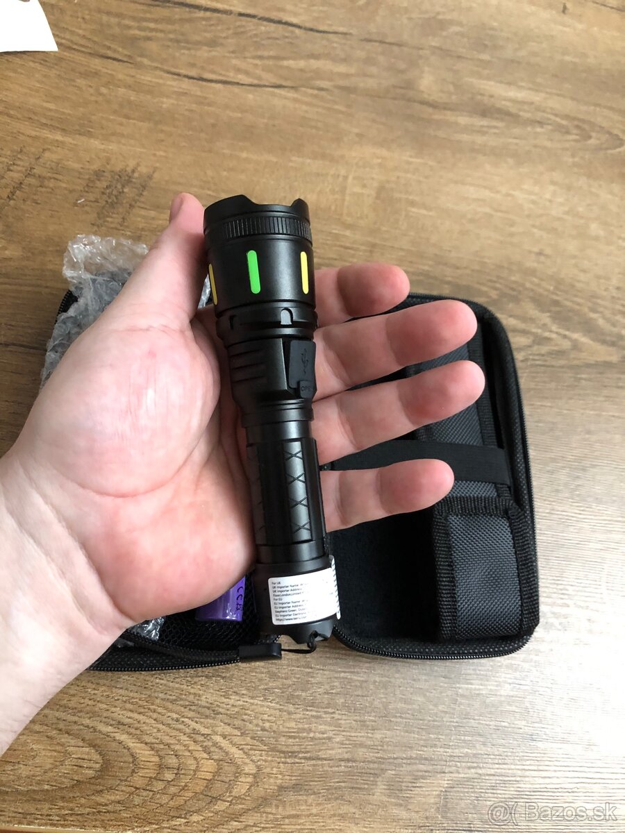 Taktická Led baterka (4 režimy) - 9