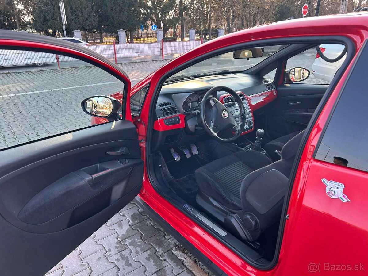 Abarth Punto Grande 1.4 t ,114kw - 9