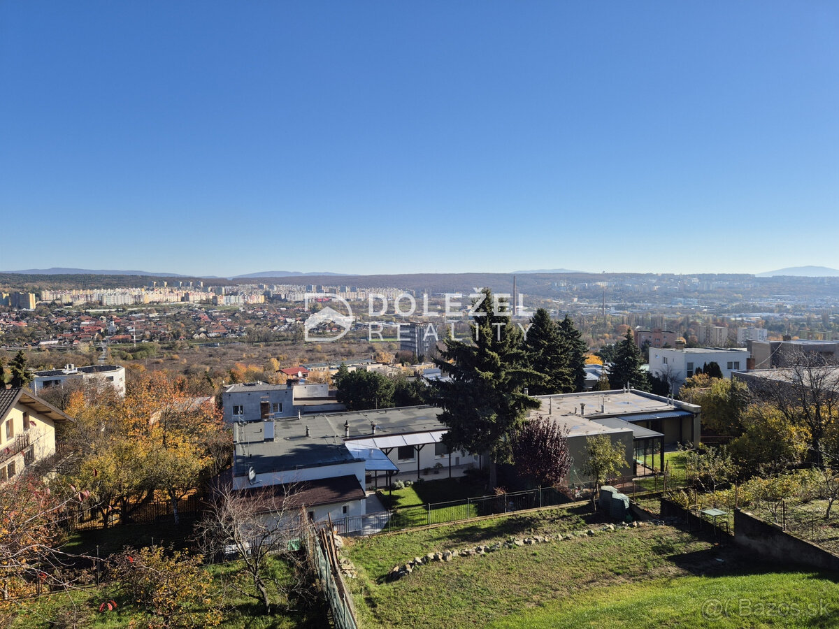 Rodinný dom 250 m2,záhrada 650 m2, Podhradová-Košice - 9