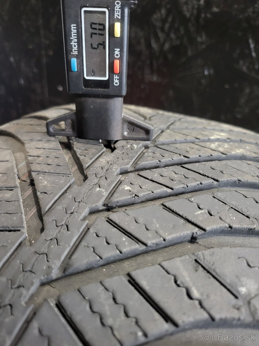 225/45 R17 Goodyear celoročné pneumatiky - 9