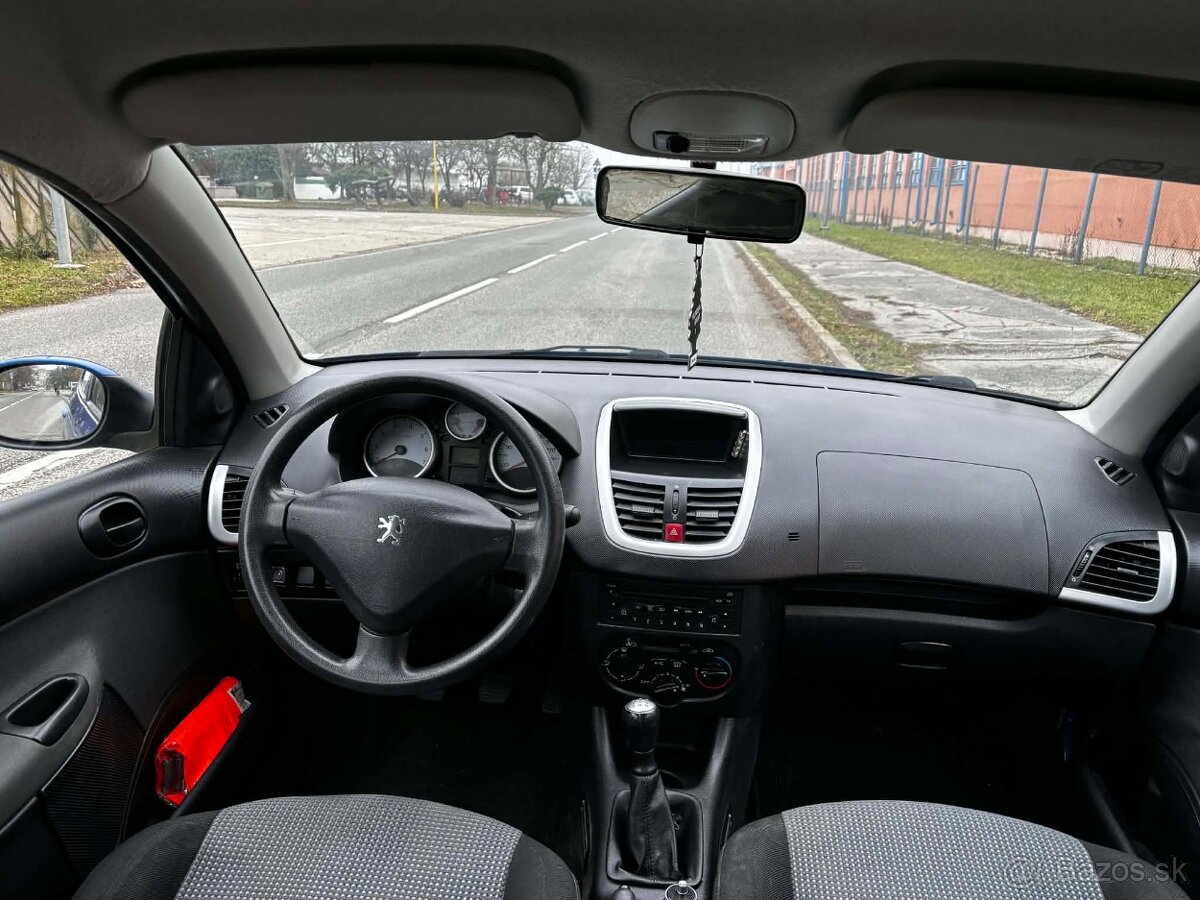 Peugeot 206+ 1.1 44kw - 9