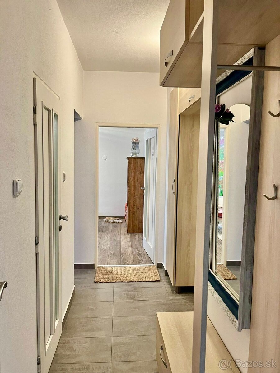 NA PREDAJ: 2-izbový byt po rekonštrukcii – Staré Sí - 9