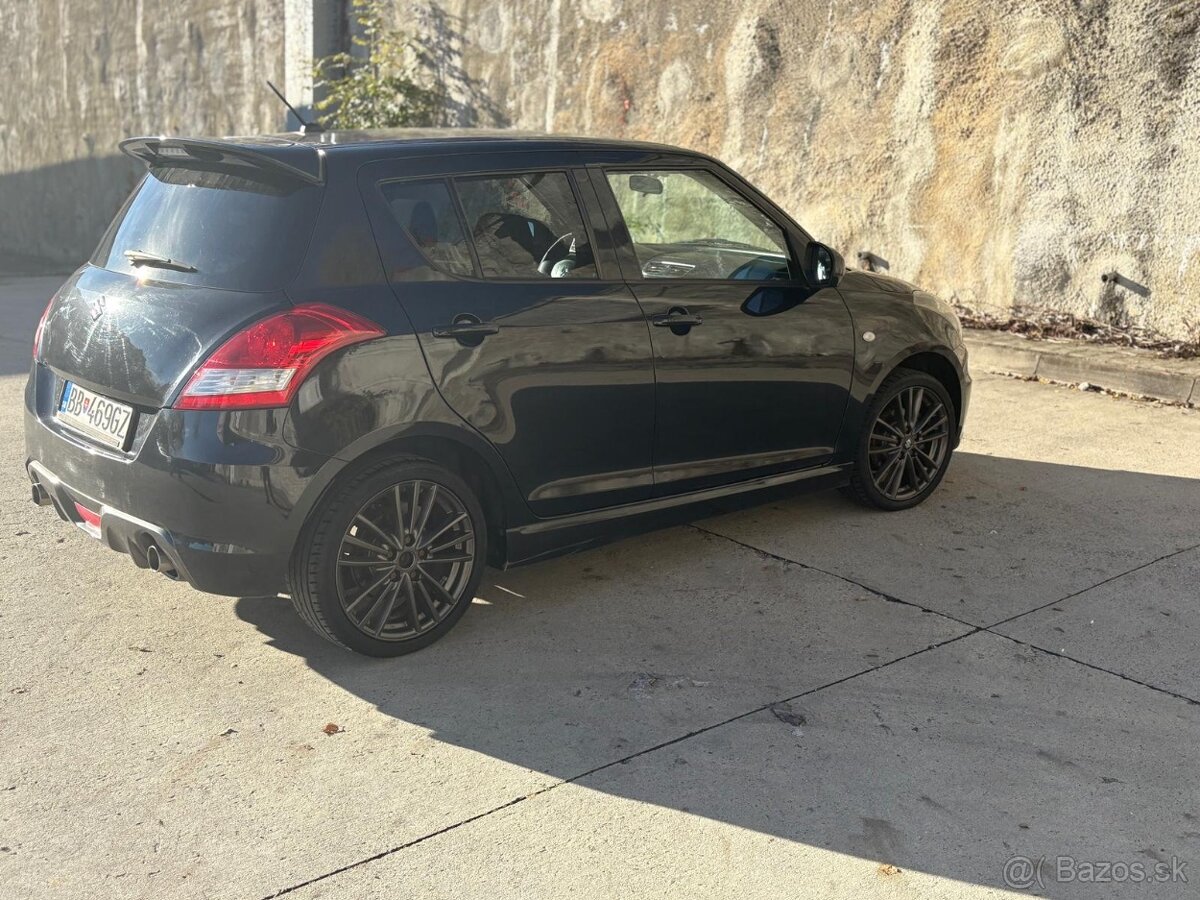 Suzuki Swift SPORT - 9