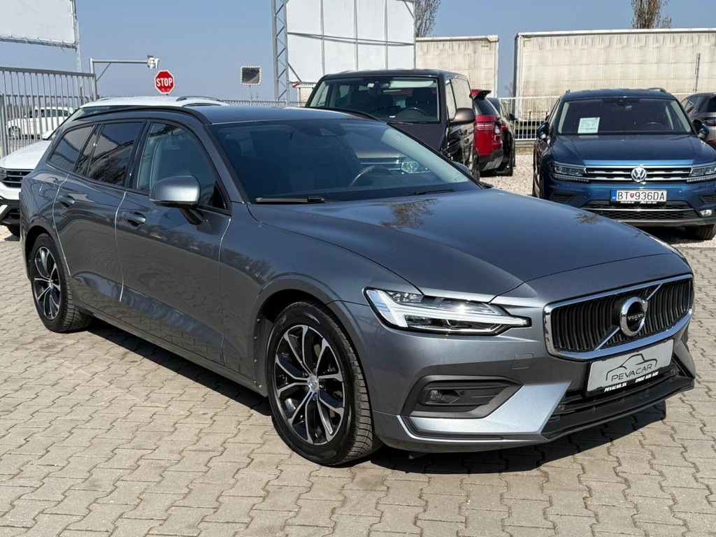 Volvo V60 D3 Momentum A/T - 9