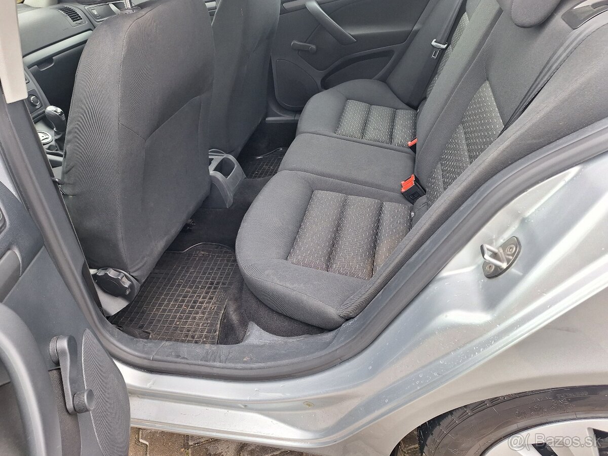 ŠKODA OCTAVIA 1,2TSI 4 VALEC 77KW ROK 2012 - 9