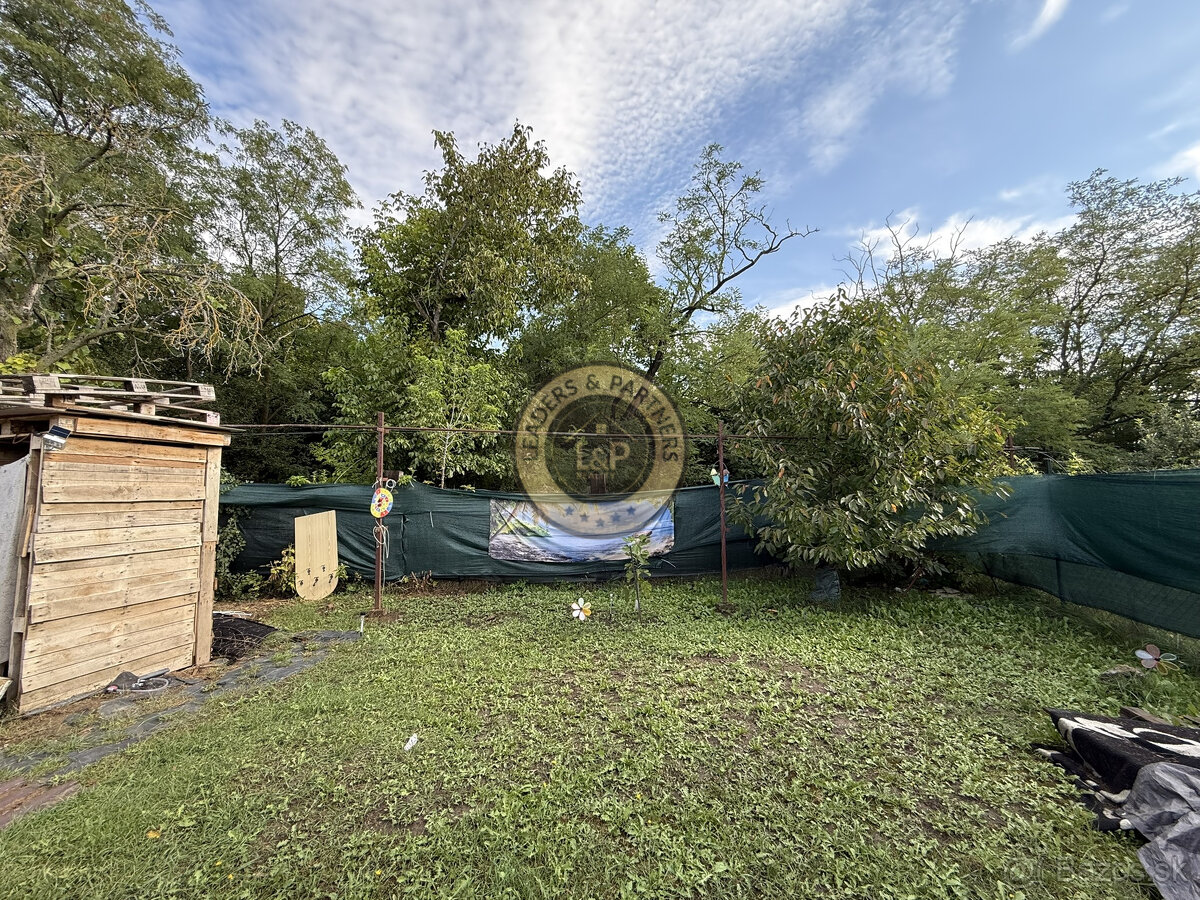 Na predaj chatka s pozemkom v záhradkárskej oblasti Nemečank - 9