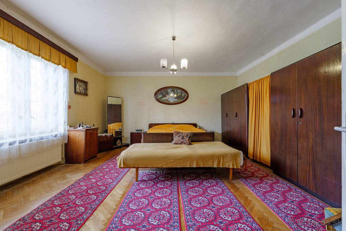 Na predaj 3-izb. rodinný dom, garáž a 30a pozemok | Moldava - 9