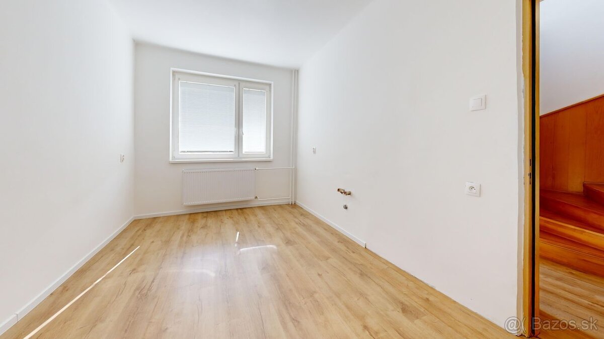 PINK Reality Na predaj útulný 4-izbový rodinný dom v Šali – - 9