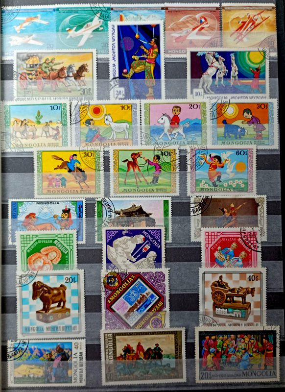 Predám poštové známky Mongolska - 9
