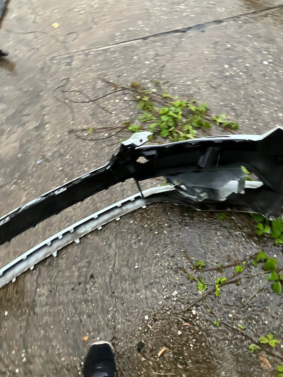 predni naraznik skoda superb iii 3 ostrik bily - 9