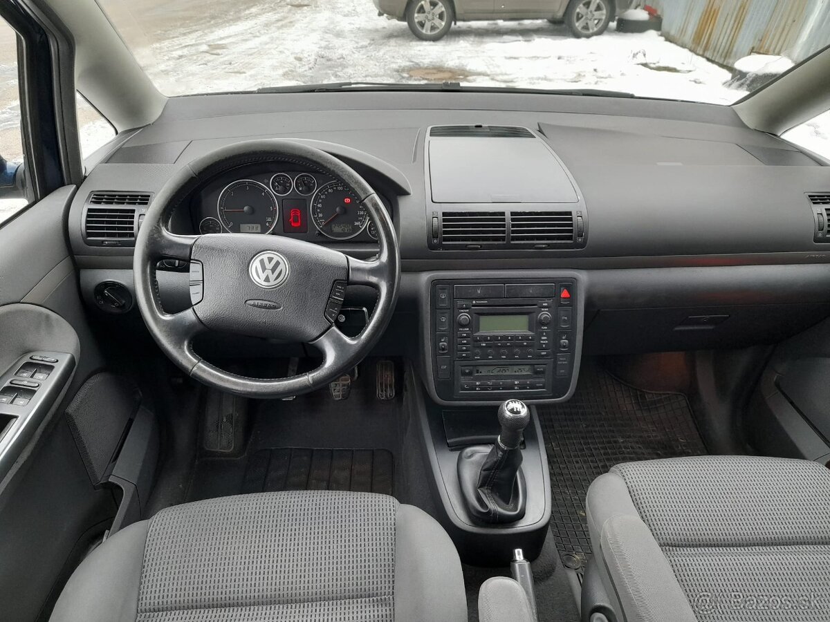 Volkswagen Sharan - 9