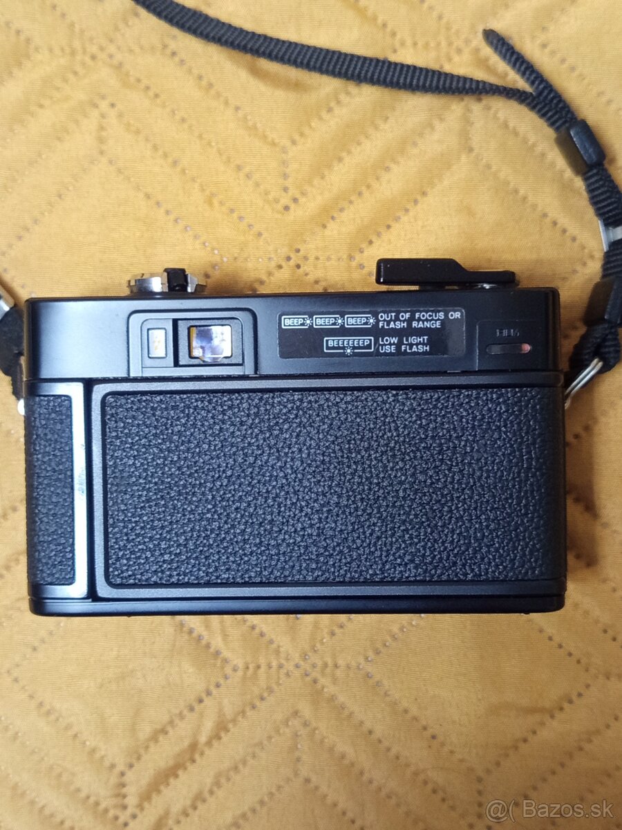 Minolta Hi-Matic AF2 - 9