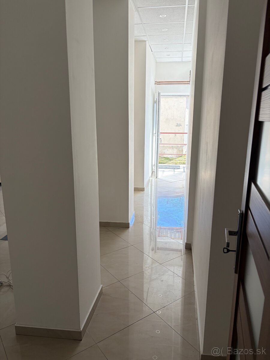 Prenájom Priestoru - 9