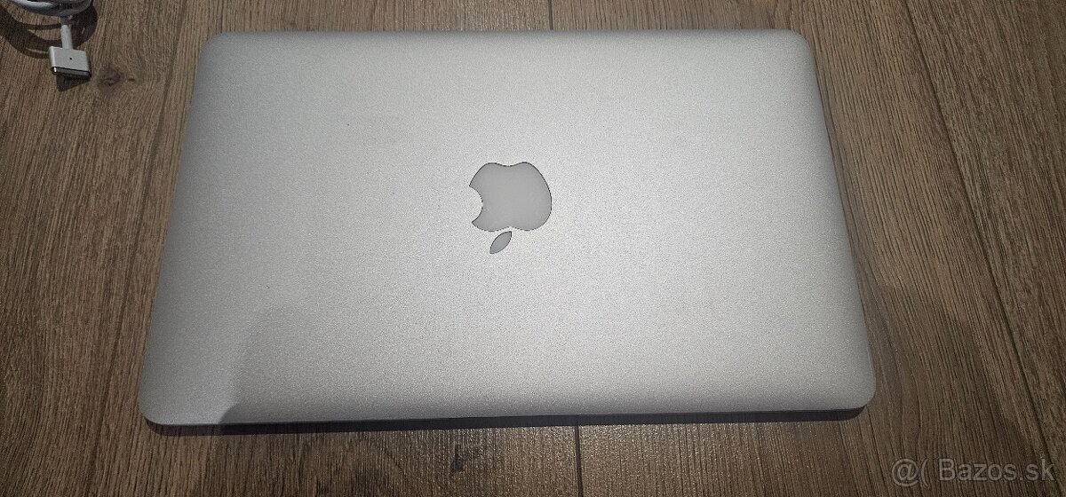 Apple Macbook Air 11 2014 A1465 Sequoia 15.6 - 9
