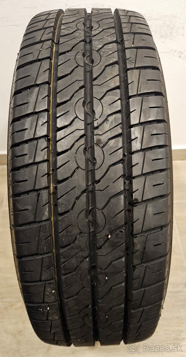 Originálna letná sada VW T5 - 5x120 r16 + 205/65 r16 C - 9