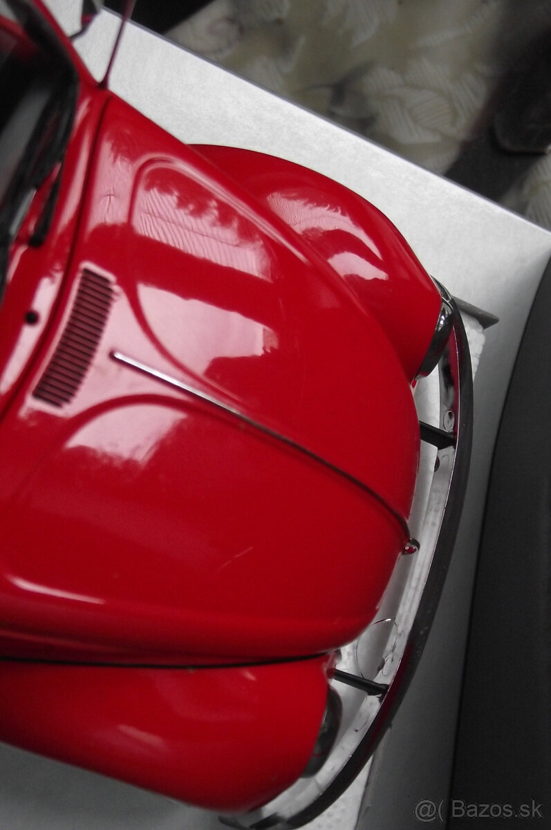 1:18 VW chrobák - 9