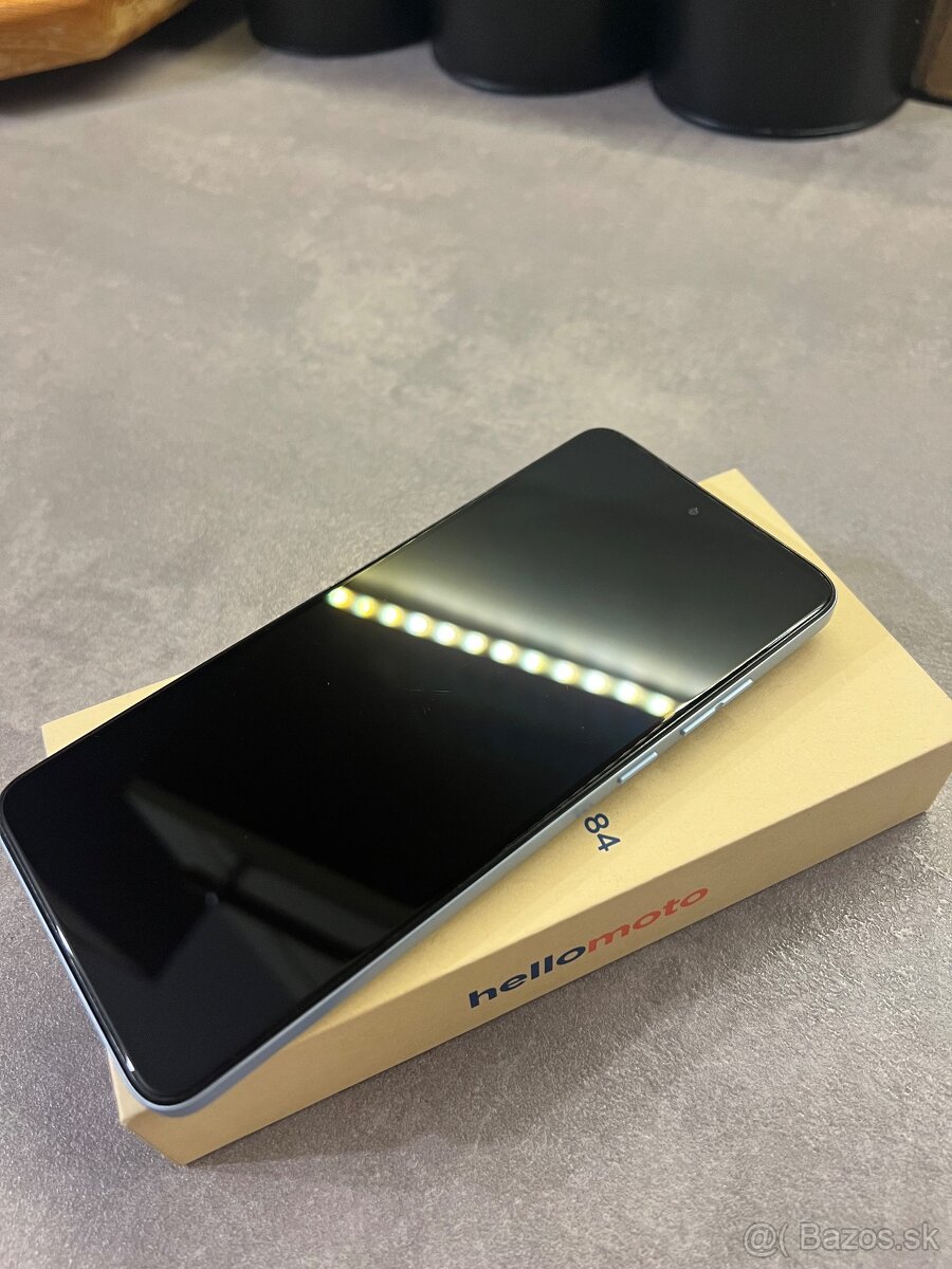 Motorola moto g84 256GB - 9