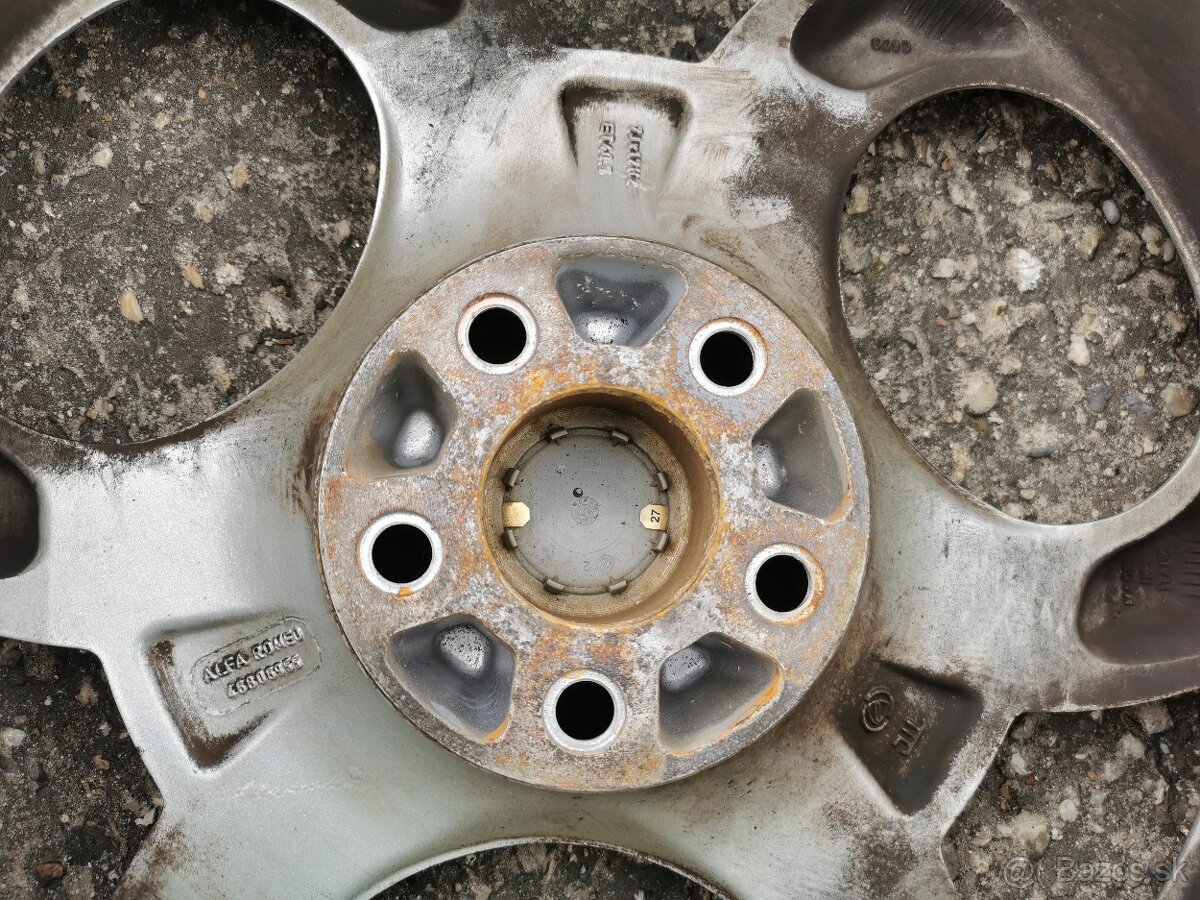 Alfa Romeo 5x98 215/45 r17 - 9