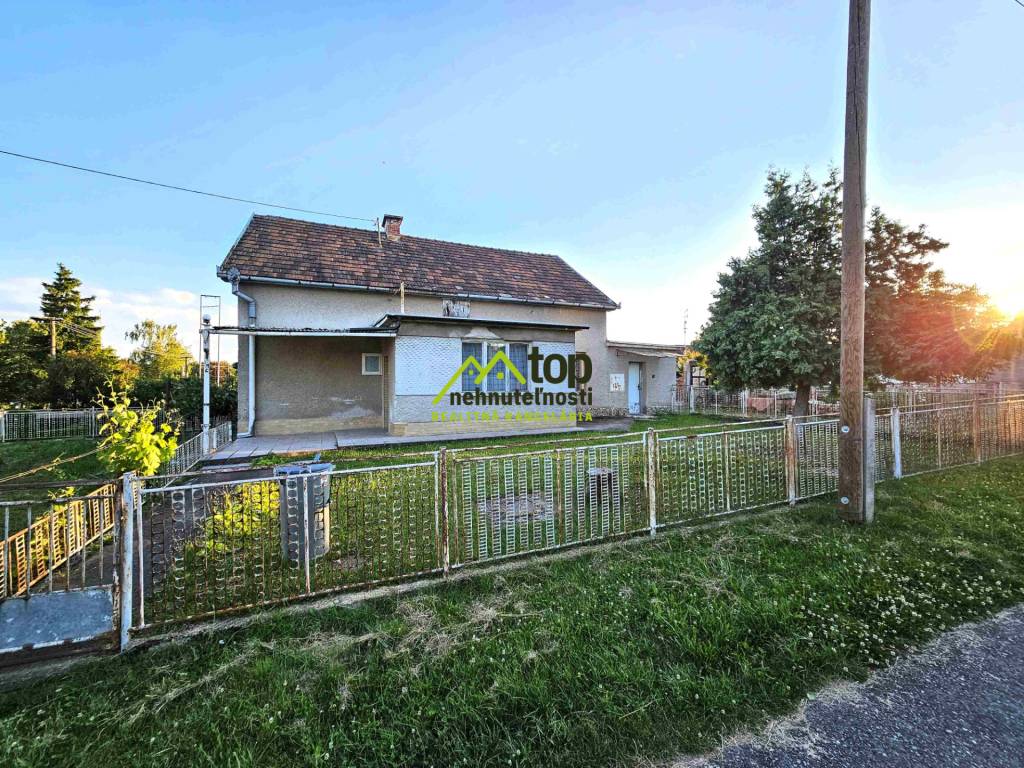 REZERVOVANÉ 3izbový RD v obci KUZMICE - 9