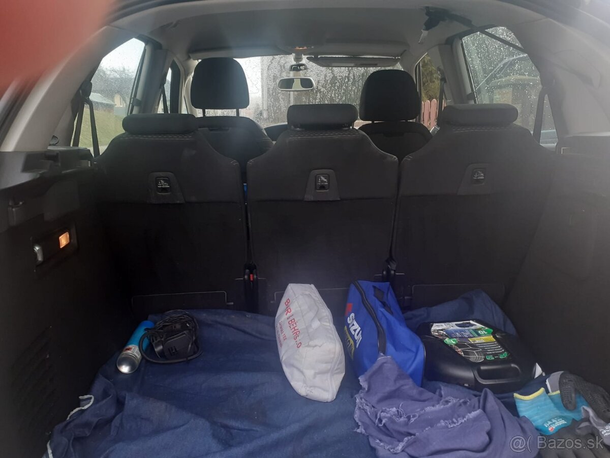 Citroën C4 Picasso - 9