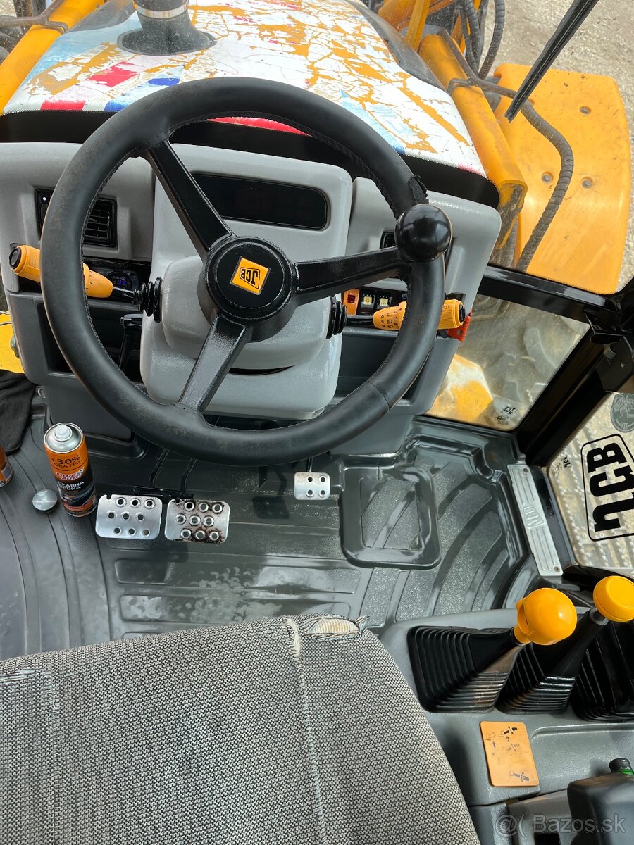 JCB 4CX - 9