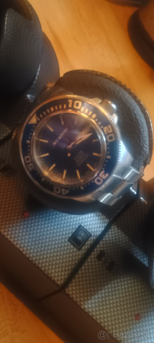 Watchwinder - 9