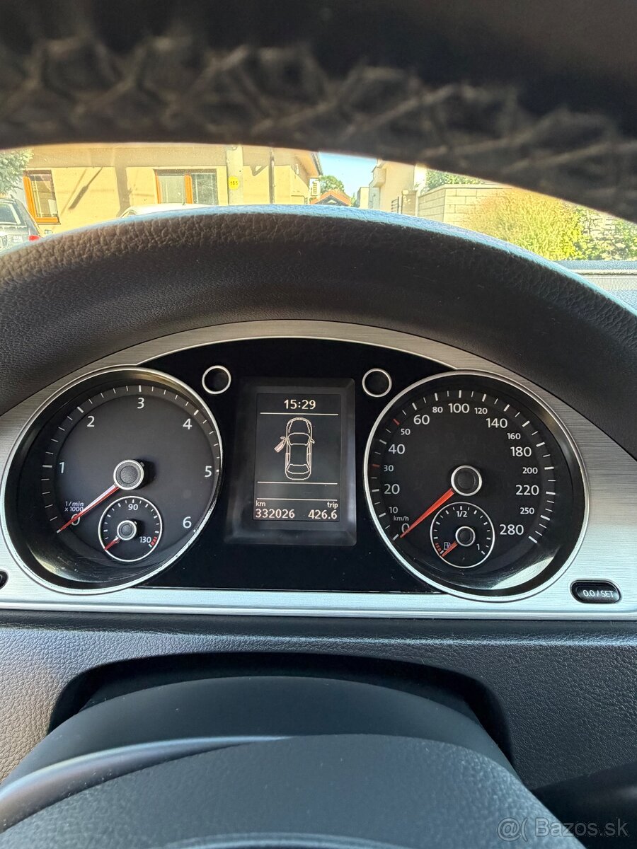 Volkswagen CC 2.0TDI 103KW BlueMotion - 9
