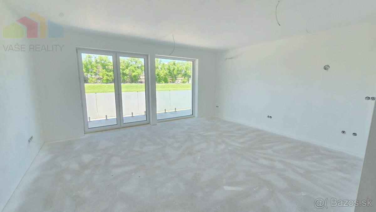 NA PREDAJ – 2-izbový byt 60 m2 v novostavbe RiverResort, Ban - 9