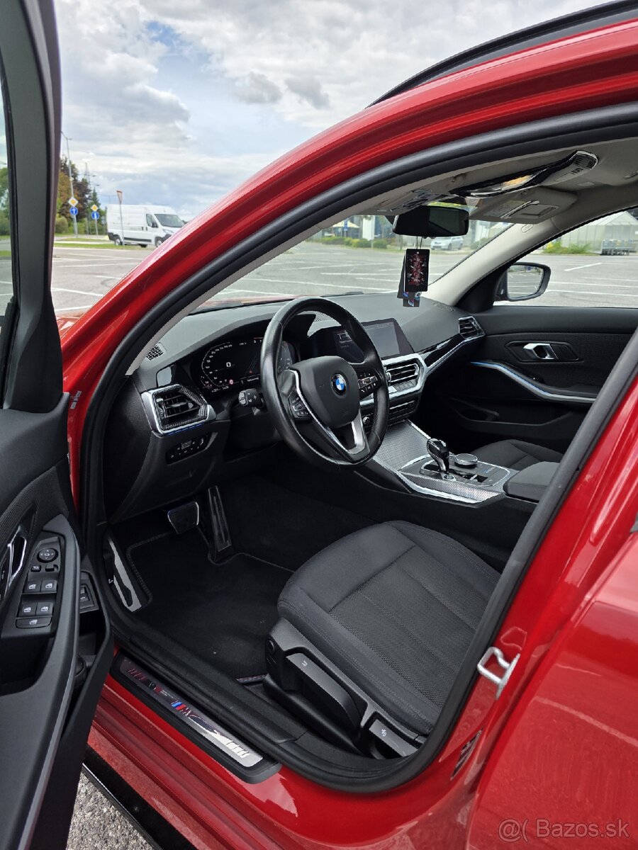 🚘 BMW 320d Touring mHEV A/T – 2020 – TOP stav - 9