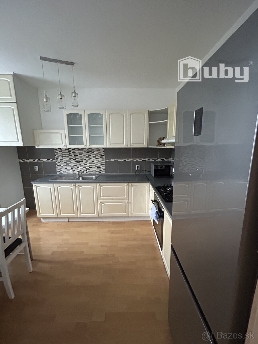 PRENÁJOM - MODERNÝ 3 IZBOVÝ BYT HLINY POVAŽSKÁ BYSTRICA - 9