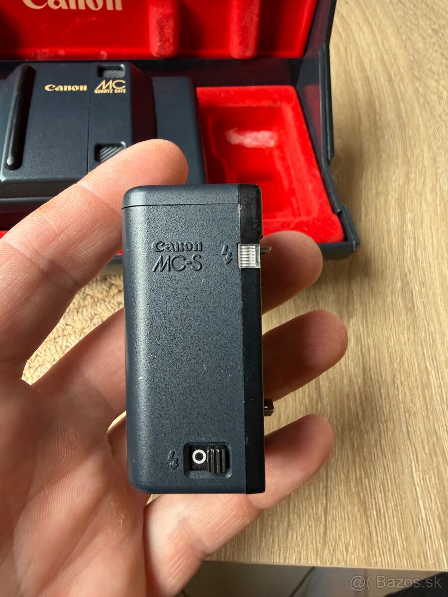 Canon MC - 9