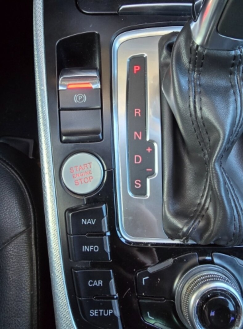 START-STOP STARTOVACIE TLACIDLO NA STREDOVY TUNEL - 9