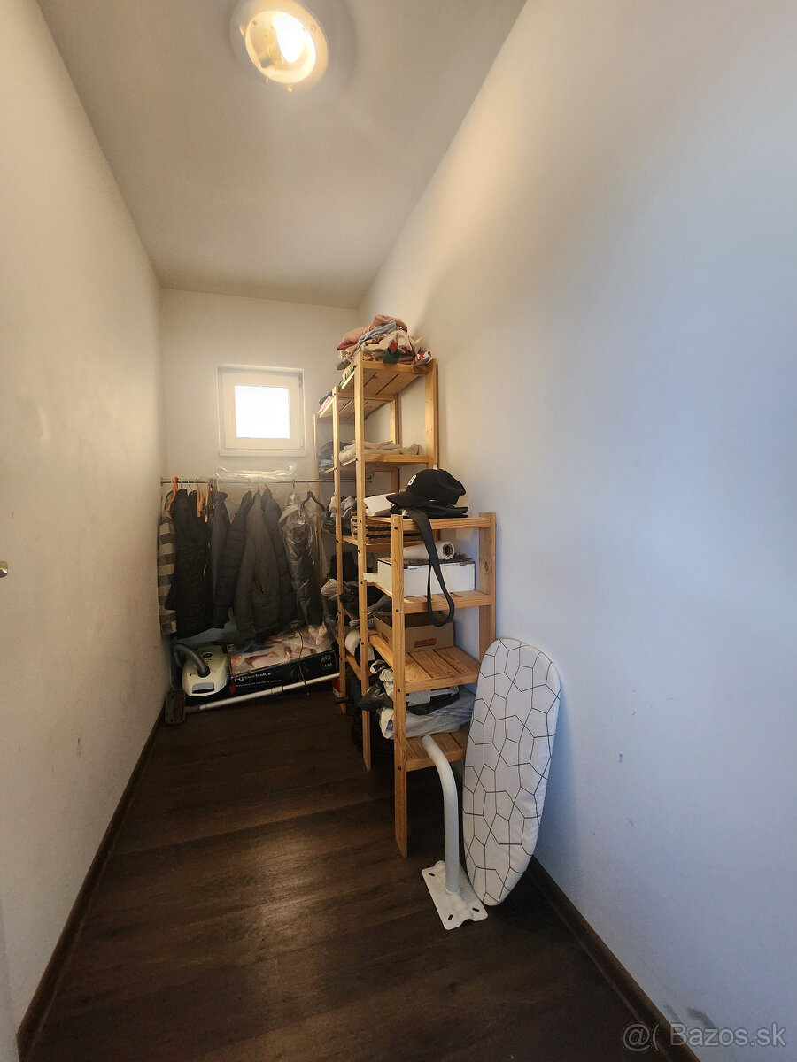 VÝBORNÁ PONUKA - poschodová novostavba, ihneď voľná - 9