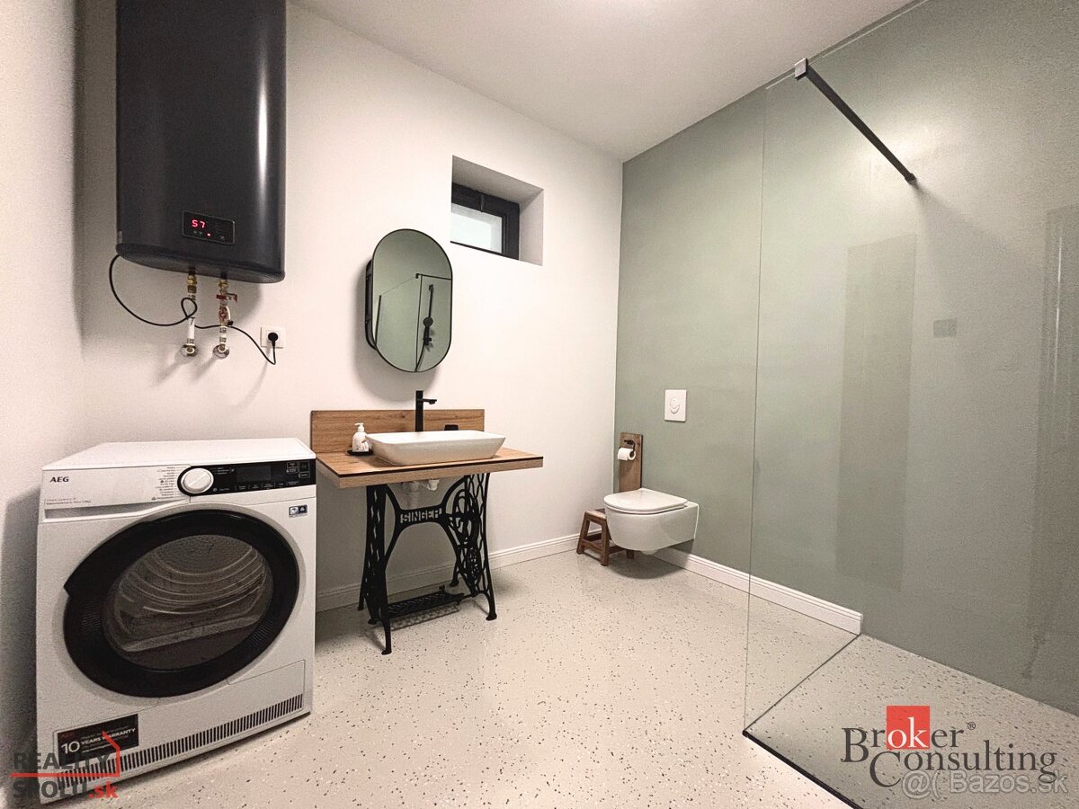 VÝRAZNÁ ZĽAVA  Rodinný dom v Bátovciach - exkluzívne bývani - 9